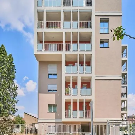 Appartement Postumia Joy - Sansiro Stadium - San Carlo Hospital Milaan