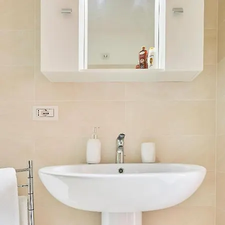Appartement Postumia Joy - Sansiro Stadium - San Carlo Hospital *